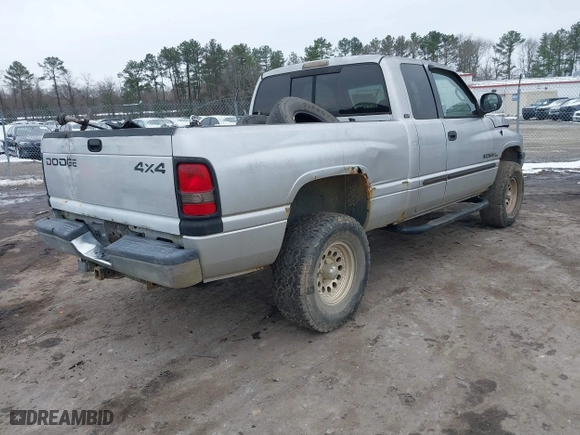2001 Dodge Ram 1500 with VIN 3B7HF13Y01M516978, listed as a IAAI auction lot 41303914 with 185,361 mi miles. Bid and sale history available at carsss.com. Image 4.