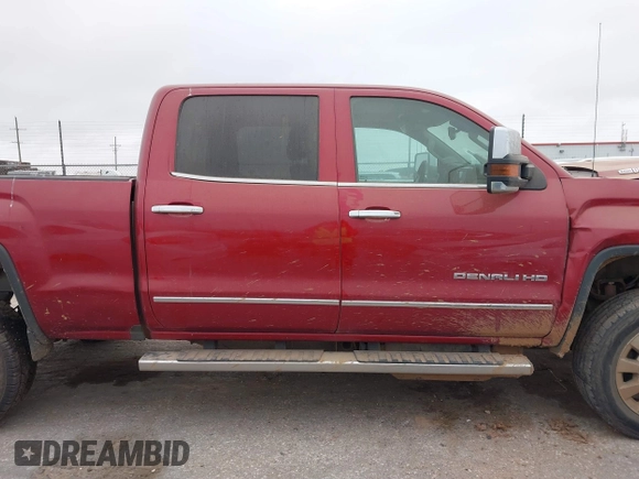 2019 GMC Sierra 2500HD Denali with VIN 1GT12SEYXKF218861, listed as a IAAI auction lot 41176336 with 130,225 mi miles. Bid and sale history available at carsss.com. Image 13.