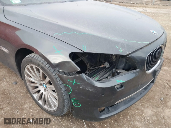 2012 BMW 7 Series 750Li xDrive with VIN WBAKC8C59CC437730, listed as a IAAI auction lot 41427243 with 91,832 mi miles and . Bid and sale history available at DreamBid. Image 6.