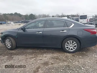 2018 Nissan Altima 2.5 S with VIN 1N4AL3AP9JC121401, listed as a IAAI auction lot 41508258 with 161,564 mi miles. Bid and sale history available at carsss.com. Image 14.