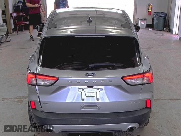 2022 Ford Escape SE with VIN 1FMCU9G60NUB32820, listed as a IAAI auction lot 42556181 with 39,771 mi miles and . Bid and sale history available at DreamBid. Image 1.