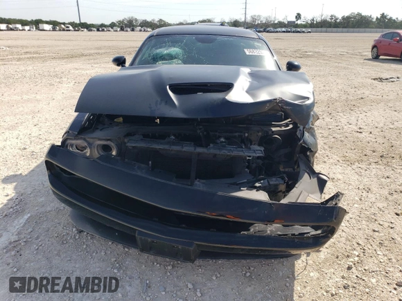 2019 Dodge Challenger R/T Scat Pack z VIN 2C3CDZFJ0KH540554, wystawiony jako Copart lot #56832535 z przebiegiem 59 298 mil mil oraz Szkoda całkowita • Salvage title. Historia ofert i sprzedaży dostępna na DreamBid. Obrazek 5.