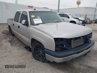 2005 Chevrolet Silverado 1500 LS with VIN 2GCEC13T351227977, listed as a IAAI auction lot 41301591 with 1 mi miles. Bid and sale history available at carsss.com. Image 1.