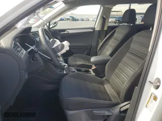 2024 Volkswagen Tiguan S with VIN 3VVFB7AX4RM040490, listed as a Copart auction lot 46227685 with 26,904 mi miles and Clean Title. Bid and sale history available at carsss.com. Image 7.