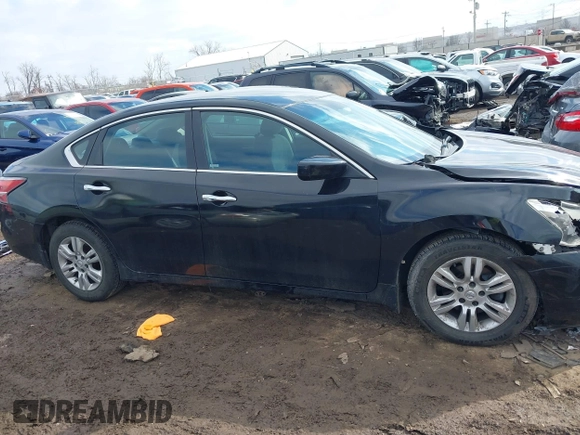 2015 Nissan Altima 2.5 S with VIN 1N4AL3AP0FC466159, listed as a IAAI auction lot 41617703 with 82,310 mi miles. Bid and sale history available at carsss.com. Image 14.
