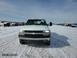2000 Chevrolet Silverado 2500 LS with VIN 1GCGK29U1YE244863, listed as a Copart auction lot 45172815 with 197,908 mi miles and Clean Title. Bid and sale history available at carsss.com. Image 10.