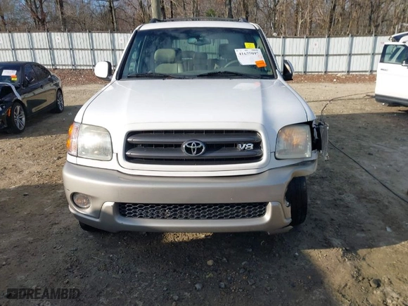 2004 Toyota Sequoia SR5 with VIN 5TDZT34A24S213103, listed as a IAAI auction lot 41675097 with 225,509 mi miles. Bid and sale history available at carsss.com. Image 12.