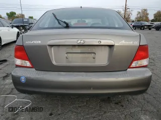 2001 Hyundai Accent GL with VIN KMHCG35C81U141661, listed as a Copart auction lot 84124804 with 38,318 mi miles and Clean Title. Bid and sale history available at carsss.com. Image 6.