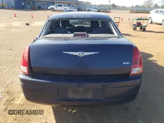 2006 Chrysler 300 with VIN 2C3KA43RX6H151847, listed as a Copart auction lot 87916885 with 0 mi miles and Salvage Title. Bid and sale history available at carsss.com. Image 6.