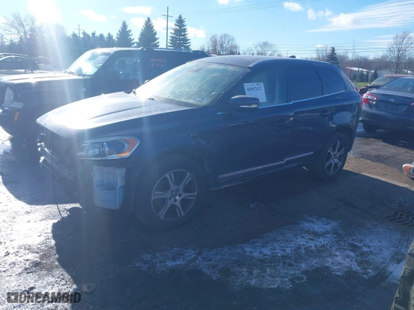2015 Volvo XC60 T6 Platinum with VIN YV4902RM1F2648904, listed as a IAAI auction lot 40987622 with 80,745 mi miles. Bid and sale history available at carsss.com. Image 18.