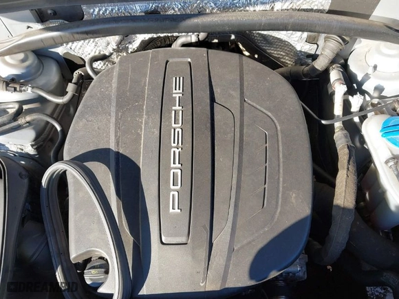 2018 Porsche Macan with VIN WP1AA2A50JLB09807, listed as a IAAI auction lot 41634432 with 74,357 mi miles. Bid and sale history available at carsss.com. Image 10.