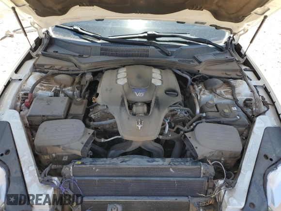 2017 Maserati Quattroporte S Q4 z VIN ZAM56RRA3H1211666, wystawiony jako Copart lot #56855555 z przebiegiem 83 392 mil mil oraz Szkoda całkowita • Salvage title. Historia ofert i sprzedaży dostępna na DreamBid. Obrazek 11.