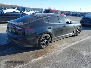 2020 Kia Stinger GT-Line with VIN KNAE15LA8L6075791, listed as a IAAI auction lot 41284342 with 47,978 mi miles. Bid and sale history available at carsss.com. Image 4.