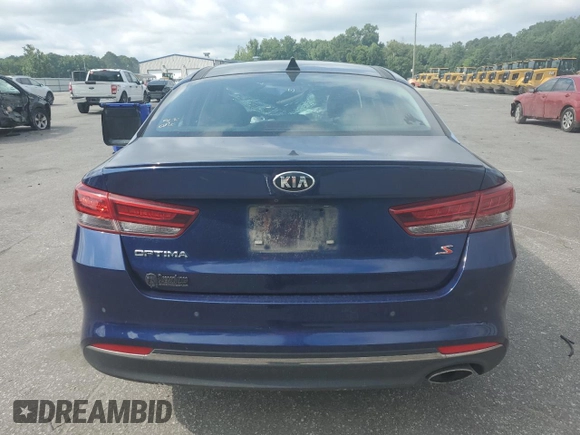 2018 Kia Optima S z VIN 5XXGT4L33JG226861, wystawiony jako Copart lot #60978105 z przebiegiem Nie podano mil oraz Szkoda całkowita • Salvage title. Historia ofert i sprzedaży dostępna na DreamBid. Obrazek 6.