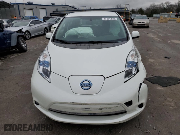 2015 Nissan LEAF SV with VIN 1N4AZ0CPXFC304470, listed as a Copart auction lot 70334702 with 60,331 mi miles. Bid and sale history available at carsss.com. Image 5.
