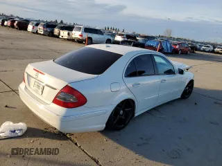 2009 Mercedes-Benz E-Class Sport 5.5L with VIN WDBUF72X79B376679, listed as a Copart auction lot 87035824 with 0 mi miles and Salvage Title. Bid and sale history available at carsss.com. Image 3.