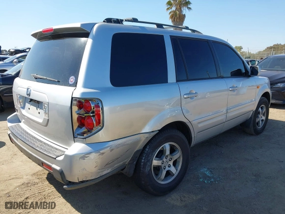 2007 Honda Pilot EX-L with VIN 5FNYF28617B036992, listed as a IAAI auction lot 41861449 with 159,439 mi miles. Bid and sale history available at carsss.com. Image 4.
