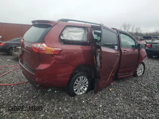 2017 Toyota Sienna XLE Auto Access Seat with VIN 5TDYZ3DCXHS812316, listed as a Copart auction lot 44777795 with 150,079 mi miles and Non Repairable. Bid and sale history available at carsss.com. Image 3.
