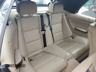2001 BMW 3 Series 325Ci z VIN WBABS33411JY50828, wystawiony jako Copart lot #55271675 z przebiegiem 107 675 mil mil oraz Szkody całkowita. Historia ofert i sprzedaży dostępna na DreamBid. Obrazek 10.