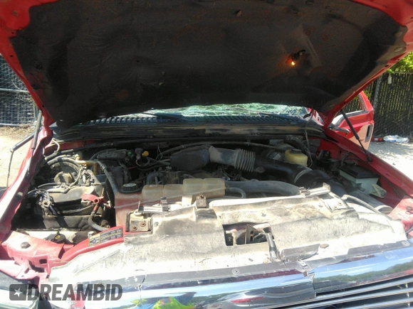 2002 Ford F-250 XL z VIN 1FTNX21L02ED61191, wystawiony jako IAAI lot #40279752 z przebiegiem Nie podano mil oraz . Historia ofert i sprzedaży dostępna na DreamBid. Obrazek 10.