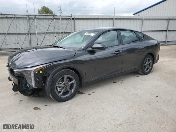 2025 Kia K4 LXS with VIN 3KPFT4DE5SE101205, listed as a Copart auction lot 51853255 with 1,110 mi miles and Clean Title. Bid and sale history available at carsss.com. Image 1.