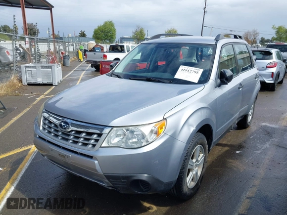 2012 Subaru Forester 2.5X with VIN JF2SHABCXCH467089, listed as a IAAI auction lot 41912795 with 1 mi miles. Bid and sale history available at carsss.com. Image 2.