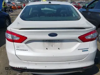 2013 Ford Fusion Titanium with VIN 3FA6P0K9XDR102242, listed as a IAAI auction lot 41850893 with 161,186 mi miles. Bid and sale history available at carsss.com. Image 16.