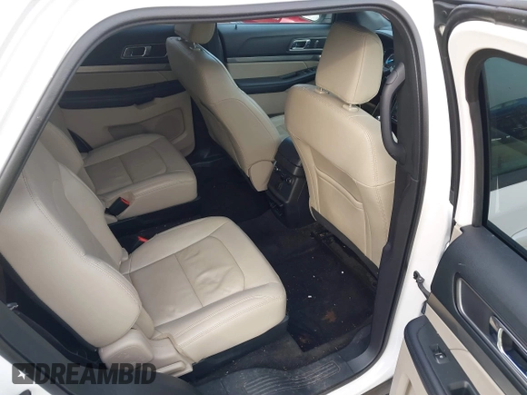 2018 Ford Explorer XLT z VIN 1FM5K8D82JGB40991, wystawiony jako IAAI lot #40883365 z przebiegiem 92 183 mil mil oraz . Historia ofert i sprzedaży dostępna na DreamBid. Obrazek 8.