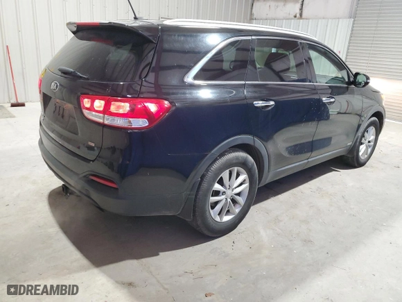 2016 Kia Sorento LX with VIN 5XYPGDA35GG169655, listed as a Copart auction lot 48391555 with 110,659 mi miles and Clean Title. Bid and sale history available at carsss.com. Image 3.