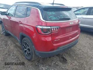 2025 Jeep Compass Limited with VIN 3C4NJDCN2ST545284, listed as a IAAI auction lot 42187547 with 8,005 mi miles and . Bid and sale history available at DreamBid. Image 3.