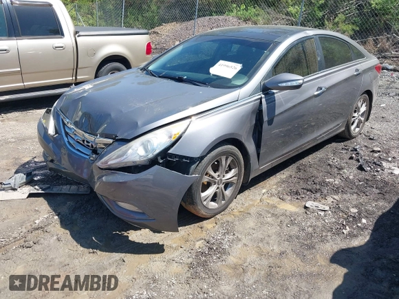 2012 Hyundai Sonata 2.4L Limited PZEV with VIN 5NPEC4ACXCH381439, listed as a IAAI auction lot 41996526 with 215,920 mi miles. Bid and sale history available at carsss.com. Image 2.