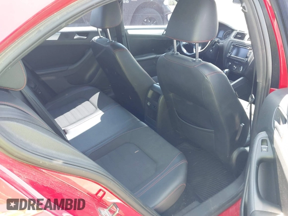 2013 Volkswagen Jetta GLI Autobahn z VIN 3VW4A7AJ8DM223742, wystawiony jako IAAI lot #42466962 z przebiegiem 111 407 mil mil oraz . Historia ofert i sprzedaży dostępna na DreamBid. Obrazek 8.
