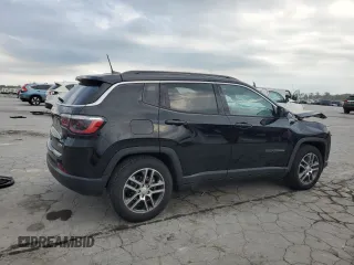 2020 Jeep Compass Latitude z VIN 3C4NJCBBXLT257063, wystawiony jako Copart lot #62596405 z przebiegiem 52 686 mil mil oraz Szkoda całkowita • Salvage title. Historia ofert i sprzedaży dostępna na DreamBid. Obrazek 3.