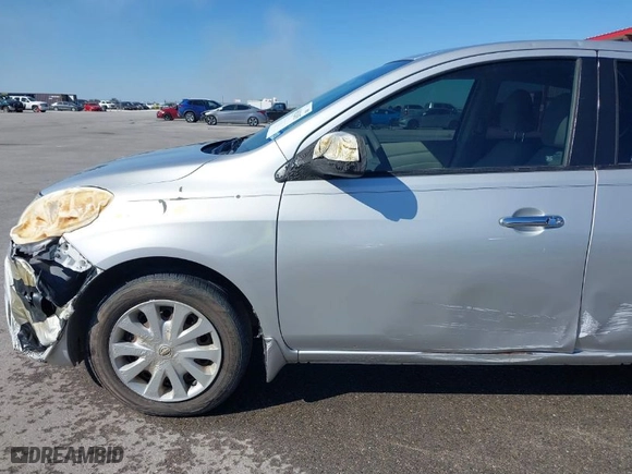2014 Nissan Versa SV with VIN 3N1CN7AP1EL801505, listed as a IAAI auction lot 41612615 with 78,936 mi miles. Bid and sale history available at carsss.com. Image 12.
