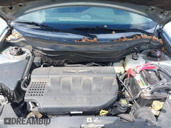 2005 Chrysler Pacifica Touring with VIN 2C4GM68405R652014, listed as a IAAI auction lot 42077714 with 321,291 mi miles and . Bid and sale history available at DreamBid. Image 10.