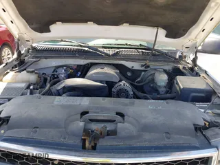 2006 Chevrolet Silverado 1500 Work Truck with VIN 1GCEC14Z86E231669, listed as a IAAI auction lot 42007021 with 160,427 mi miles. Bid and sale history available at carsss.com. Image 10.
