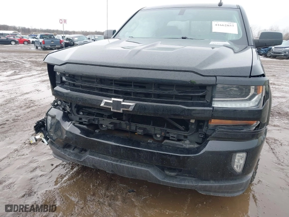 2018 Chevrolet Silverado 1500 LT with VIN 1GCVKREC0JZ323808, listed as a IAAI auction lot 41662857 with 138,110 mi miles. Bid and sale history available at carsss.com. Image 6.