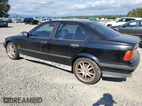 1995 BMW 3 Series 325i with VIN WBACB4320SFM25551, listed as a Copart auction lot 67548604 with 209,149 mi miles and Clean Title. Bid and sale history available at carsss.com. Image 2.