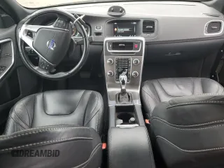 2015 Volvo S60 T5 Drive-E Premier with VIN YV126MFK6F1352357, listed as a Copart auction lot 70982193 with 31,445 mi miles. Bid and sale history available at carsss.com. Image 8.