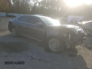 2017 Kia Cadenza Premium with VIN KNALC4J18H5042236, listed as a Copart auction lot 84019434 with 104,531 mi miles and Salvage Title. Bid and sale history available at carsss.com. Image 4.