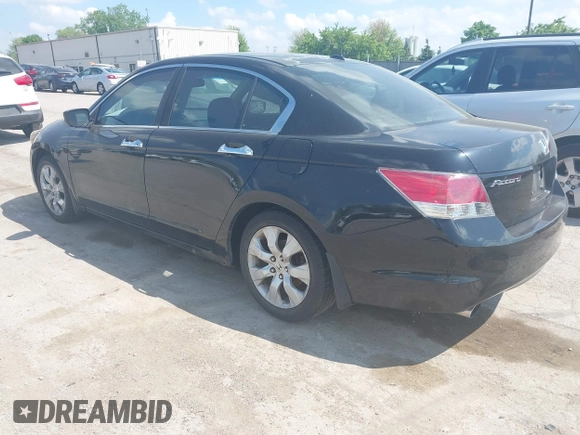 2010 Honda Accord EX-L z VIN 5KBCP3F8XAB006593, wystawiony jako IAAI lot #42275882 z przebiegiem 286 254 mil mil oraz . Historia ofert i sprzedaży dostępna na DreamBid. Obrazek 3.