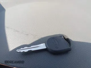 2006 Ford Freestar SE z VIN 2FMDA51656BA22707, wystawiony jako IAAI lot #41754405 z przebiegiem Nie podano mil oraz . Historia ofert i sprzedaży dostępna na DreamBid. Obrazek 11.
