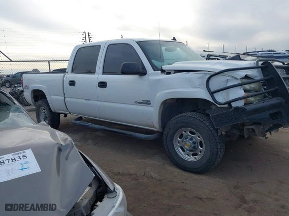 2006 Chevrolet Silverado 2500HD LT1 with VIN 1GCHK23D56F214849, listed as a IAAI auction lot 41249646 with NaN miles. Bid and sale history available at carsss.com. Image 13.