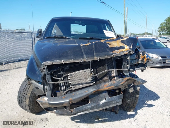 1998 Dodge Ram 1500 with VIN 1B7HF13Z7WJ145413, listed as a IAAI auction lot 42030706 with 198,080 mi miles. Bid and sale history available at carsss.com. Image 6.