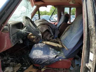 1987 Ford F-250 with VIN 1FTHX2518HKB31611, listed as a Copart auction lot 64875114 with 85,099 mi miles and Salvage Title. Bid and sale history available at carsss.com. Image 7.