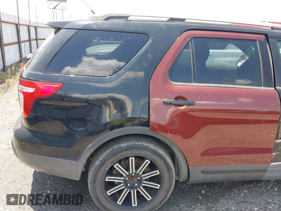 2012 Ford Explorer XLT with VIN 1FMHK7D83CGA34527, listed as a IAAI auction lot 42500554 with 195,354 mi miles and . Bid and sale history available at DreamBid. Image 12.