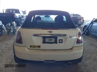2010 MINI Convertible with VIN WMWMR3C59ATU98390, listed as a Copart auction lot 88820365 with 93,029 mi miles and Clean Title. Bid and sale history available at DreamBid. Image 6.