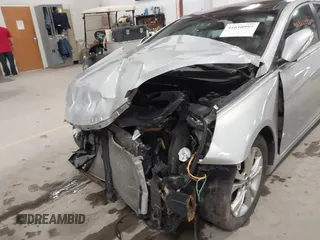 2012 Hyundai Sonata Limited z VIN 5NPEC4AC6CH358580, wystawiony jako IAAI lot #41810997 z przebiegiem 196 464 mil mil oraz . Historia ofert i sprzedaży dostępna na DreamBid. Obrazek 6.