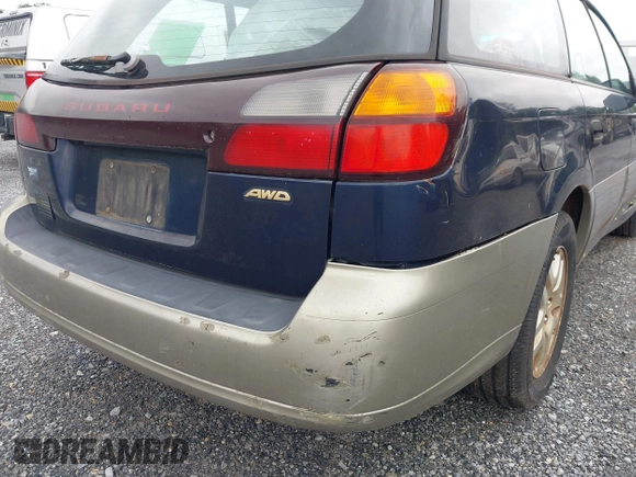 2002 Subaru Legacy Outback with VIN 4S3BH665827631841, listed as a IAAI auction lot 42649083 with 208,903 mi miles and . Bid and sale history available at DreamBid. Image 17.