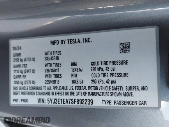 2025 Tesla Model 3 Long Range z VIN 5YJ3E1EA7SF892239, wystawiony jako IAAI lot #42068918 z przebiegiem 17 mil mil oraz . Historia ofert i sprzedaży dostępna na DreamBid. Obrazek 9.